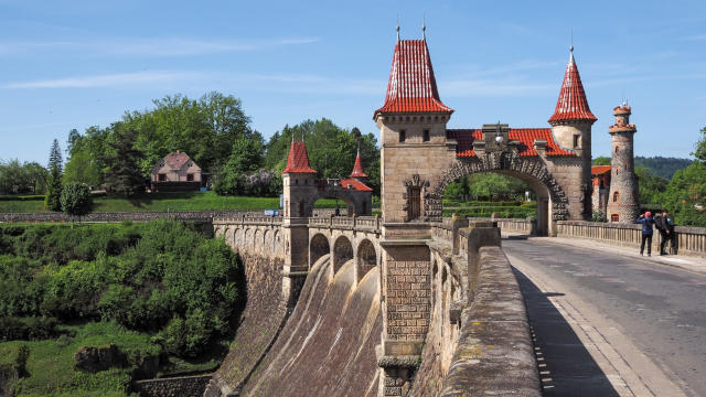 Přehrada Les Království